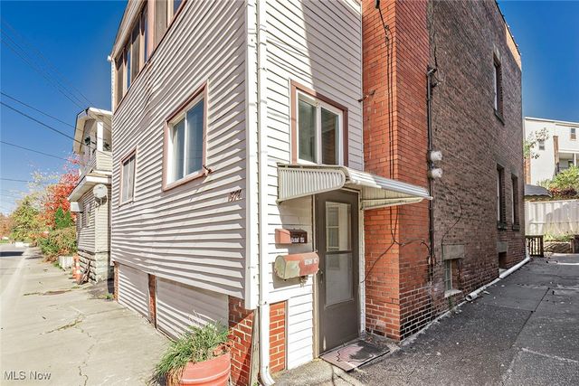 1975 E 124th Place, Cleveland, OH 44106