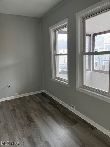 1975 E 124th Place, Cleveland, OH 44106