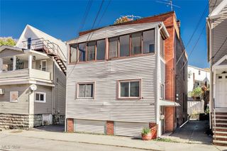 1975 E 124th Place, Cleveland, OH 44106