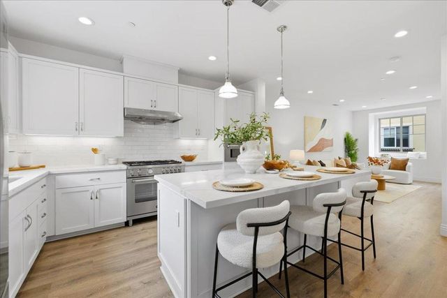 268 Ariana Place, Mountain View, CA 94043