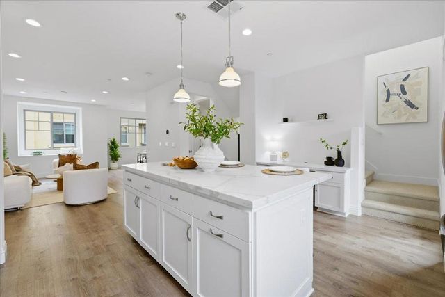 268 Ariana Place, Mountain View, CA 94043