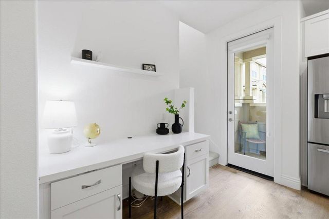 268 Ariana Place, Mountain View, CA 94043