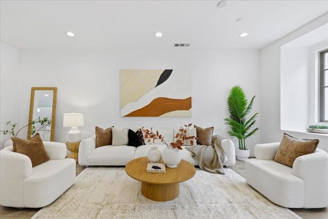 268 Ariana Place, Mountain View, CA 94043