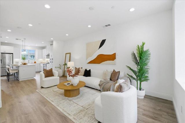 268 Ariana Place, Mountain View, CA 94043