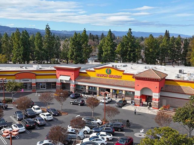 268 Ariana Place, Mountain View, CA 94043