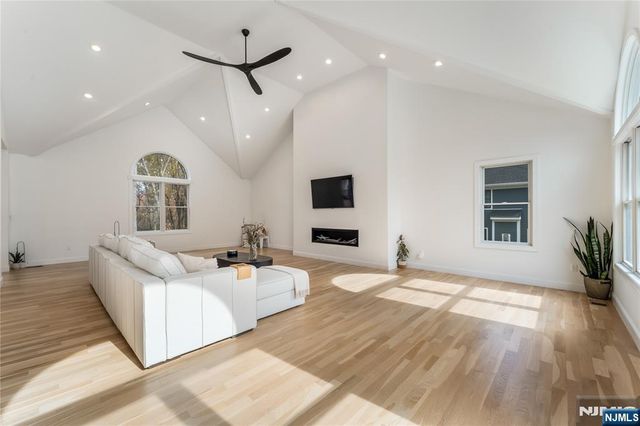 45 Heritage Drive, West Milford, NJ 07480