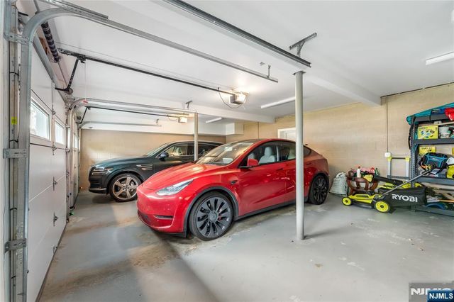 45 Heritage Drive, West Milford, NJ 07480