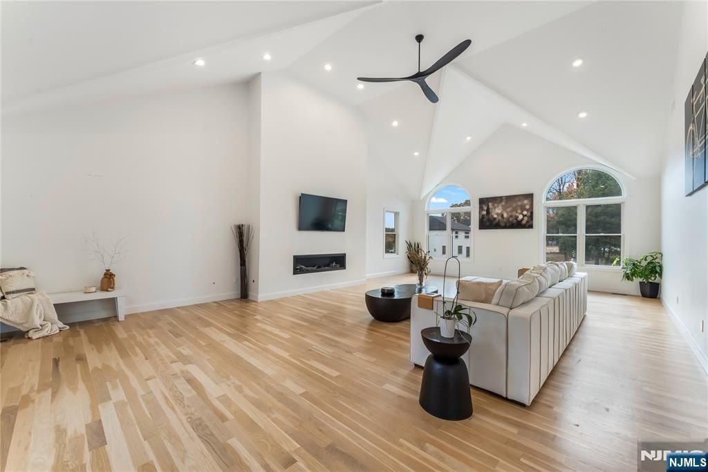 45 Heritage Drive, West Milford, NJ 07480