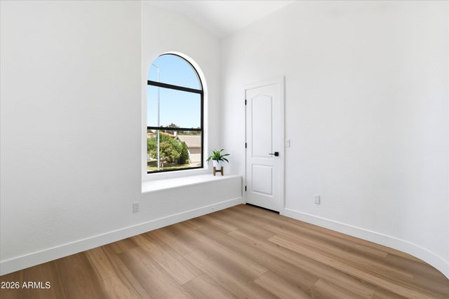 2059 E GLENCOVE Circle, Mesa, AZ 85213