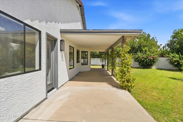 2059 E GLENCOVE Circle, Mesa, AZ 85213