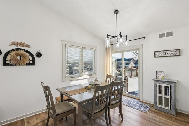 6828 Hickory Lane, Urbandale, IA 50322