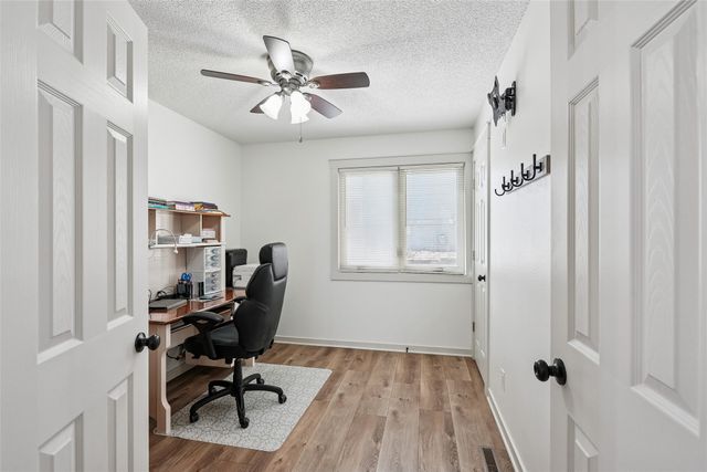 6828 Hickory Lane, Urbandale, IA 50322