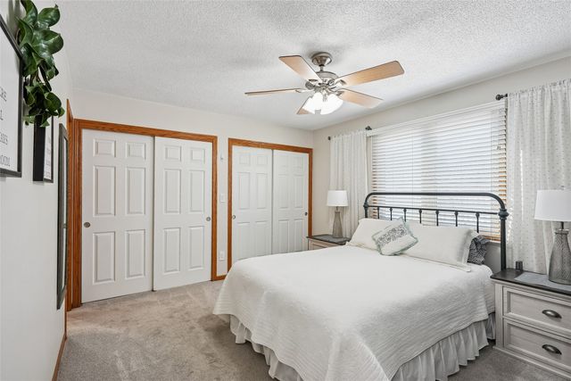 6828 Hickory Lane, Urbandale, IA 50322