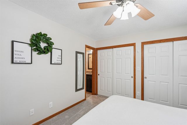 6828 Hickory Lane, Urbandale, IA 50322