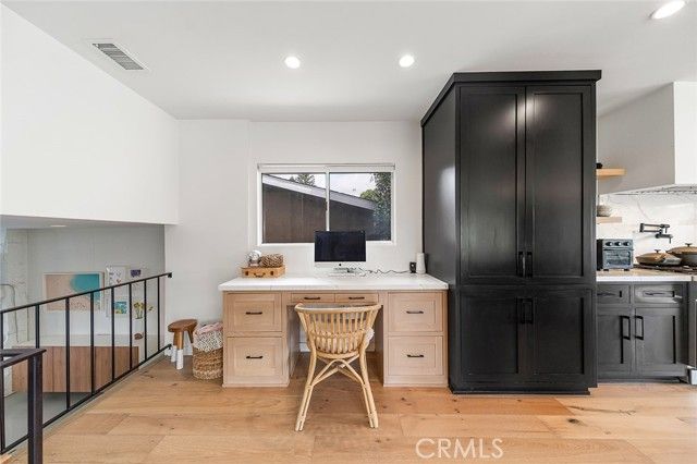 5681 E. Colorado St, Long Beach, CA 90814