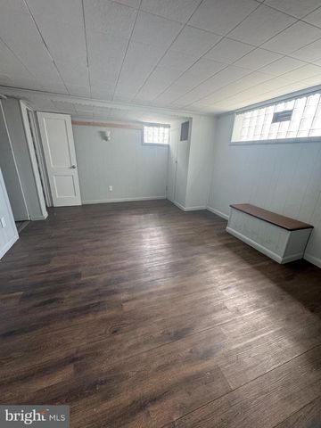 4215 LANSING ST, Philadelphia, PA 19136