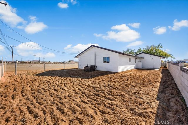 8443 Dogbane, California City, CA 93505