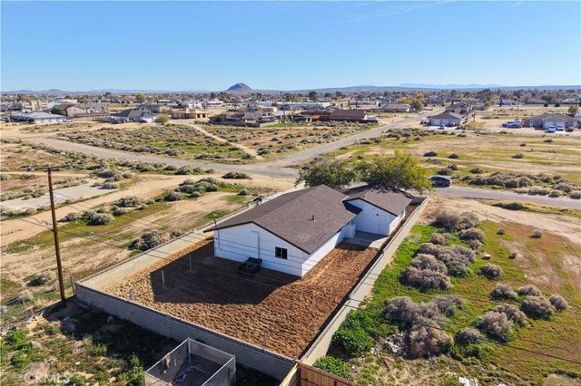 8443 Dogbane, California City, CA 93505