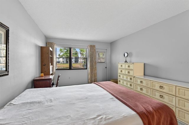 5970 80TH STREET N 102, St Petersburg, FL 33709