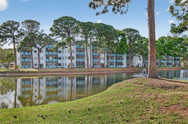 5970 80TH STREET N 102, St Petersburg, FL 33709