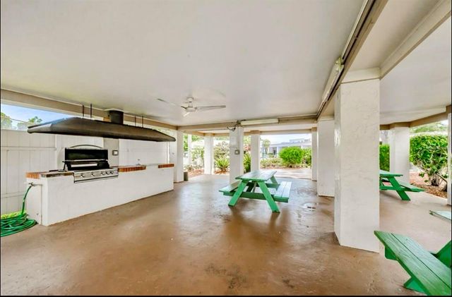 5970 80TH STREET N 102, St Petersburg, FL 33709