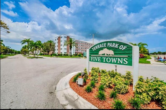 5970 80TH STREET N 102, St Petersburg, FL 33709