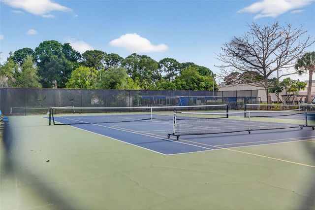 5970 80TH STREET N 102, St Petersburg, FL 33709