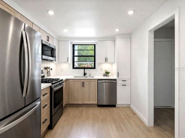 5970 80TH STREET N 102, St Petersburg, FL 33709