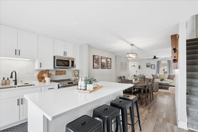 1009 Guardian Circle, Huddleston, VA 24104