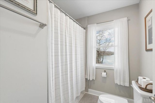 1009 Guardian Circle, Huddleston, VA 24104