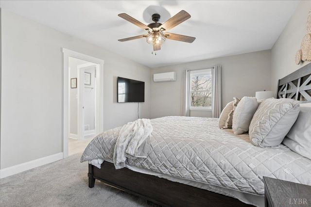 1009 Guardian Circle, Huddleston, VA 24104