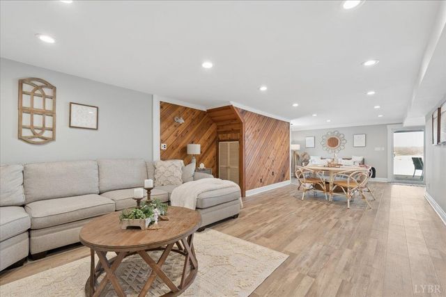 1009 Guardian Circle, Huddleston, VA 24104