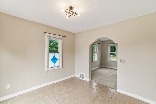 6412 Washington Avenue, Windsor Heights, IA 50324