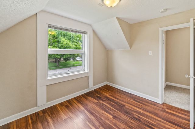 6412 Washington Avenue, Windsor Heights, IA 50324