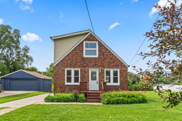 6412 Washington Avenue, Windsor Heights, IA 50324