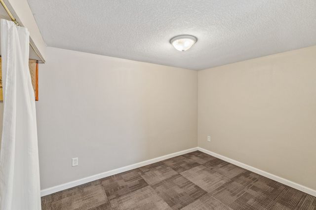 6412 Washington Avenue, Windsor Heights, IA 50324