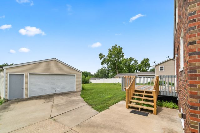 6412 Washington Avenue, Windsor Heights, IA 50324
