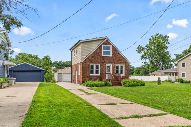6412 Washington Avenue, Windsor Heights, IA 50324