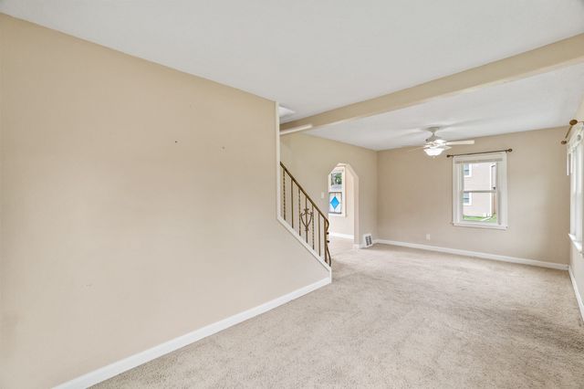 6412 Washington Avenue, Windsor Heights, IA 50324