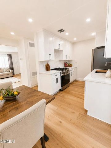 404 Arcade Drive, Ventura, CA 93003