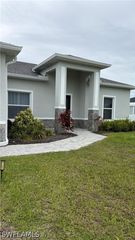 501 NW 26th TER, Cape Coral, FL 33993