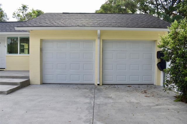 2200 E GORE STREET, Orlando, FL 32806