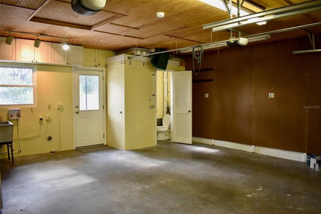 2200 E GORE STREET, Orlando, FL 32806