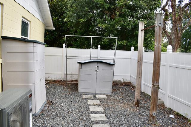 2200 E GORE STREET, Orlando, FL 32806