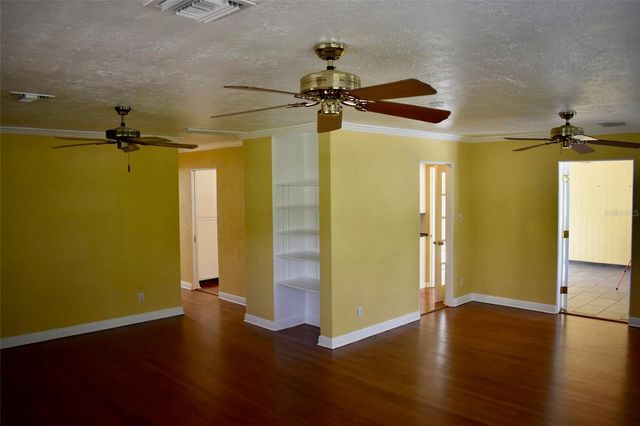 2200 E GORE STREET, Orlando, FL 32806
