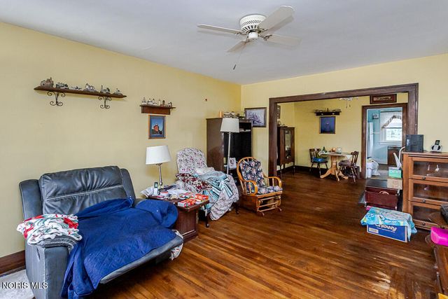 3863 Upton Avenue, Toledo, OH 43613