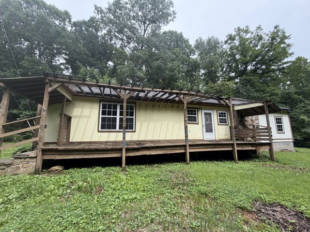 1366 Bandy Rd, Ashland City, TN 37015