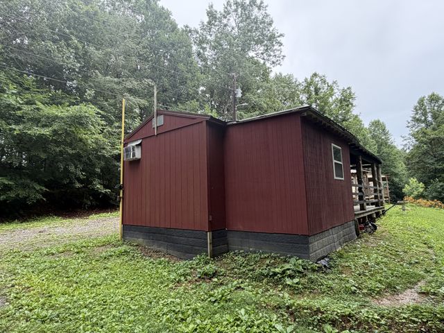 1366 Bandy Rd, Ashland City, TN 37015