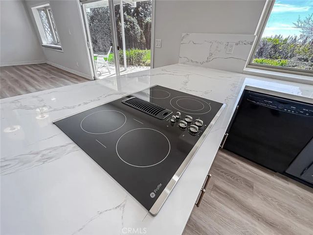 27014 Helmond Drive, Calabasas, CA 91301