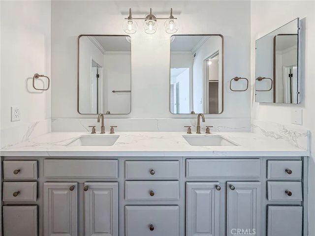 27014 Helmond Drive, Calabasas, CA 91301